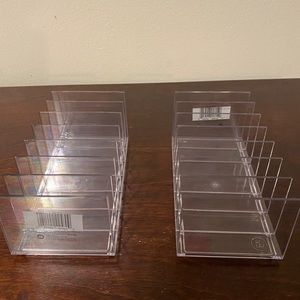 Eyeshadow pallet holder